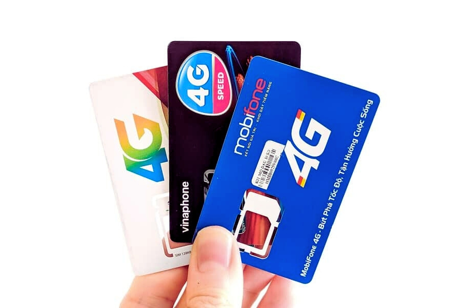 Vietnam 4G SIM cards for travelers – mobile network guide by Auasia Travel